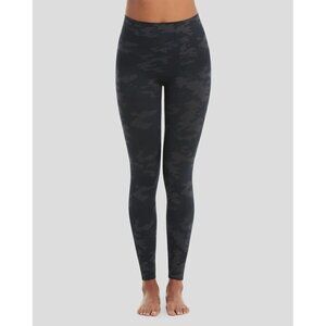 Spanx EcoCare Seamless Leggings Black Camo, Small